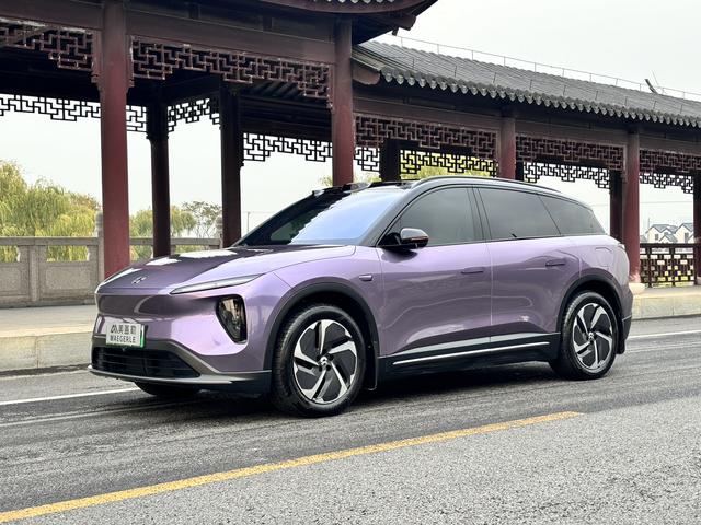 NIO ES6