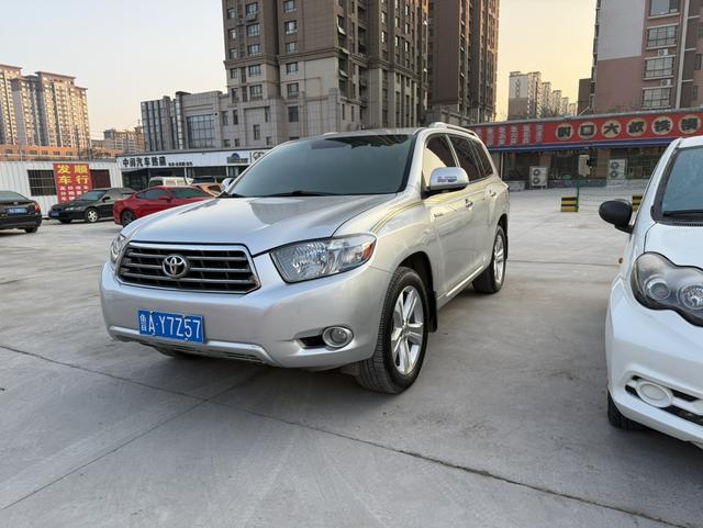 Toyota Highlander (imported)