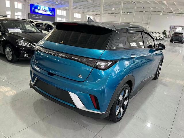 BYD Dolphin