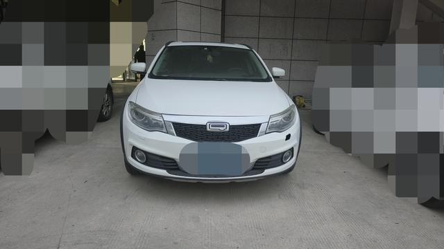 Qoros 3