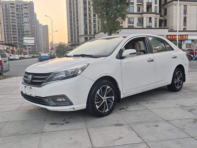 Zotye Z300