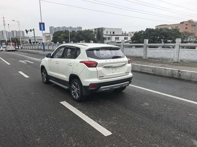 BAIC Shenbao X35