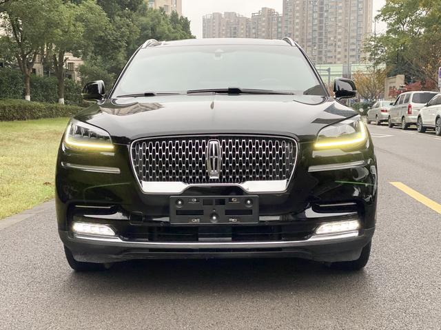 Lincoln Aviator