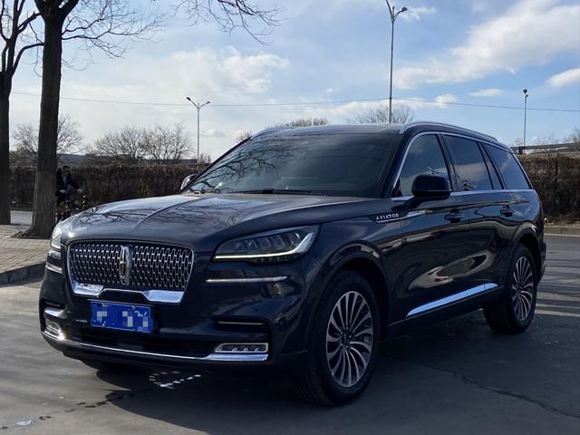 Lincoln Aviator