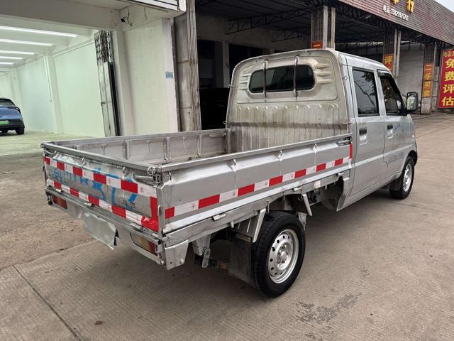 Wuling Rongguang light truck