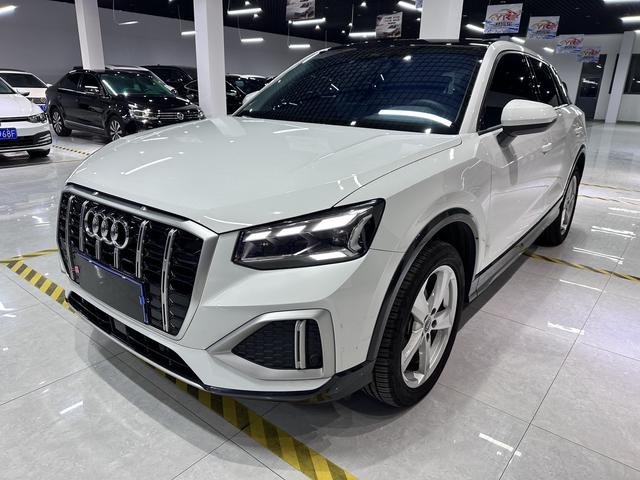 Audi Q2L