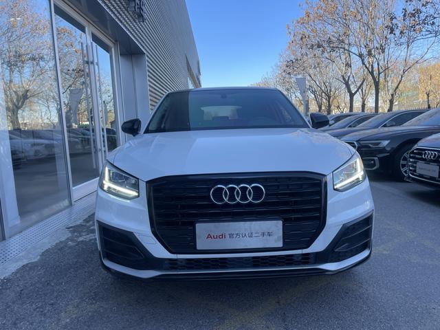 Audi Q2L