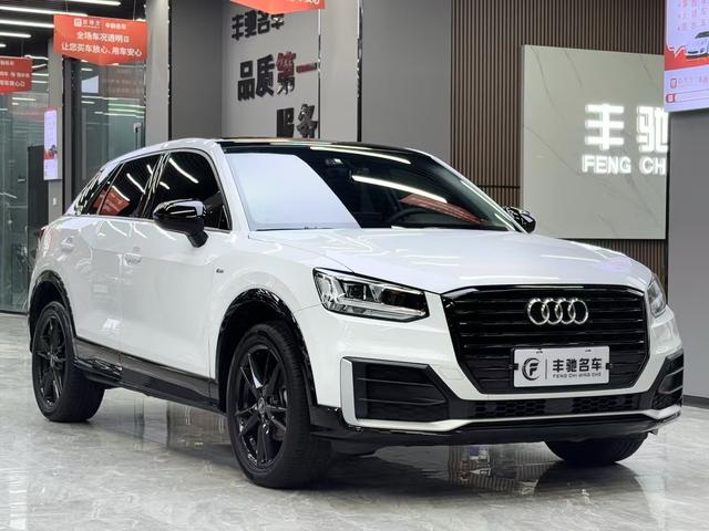 Audi Q2L