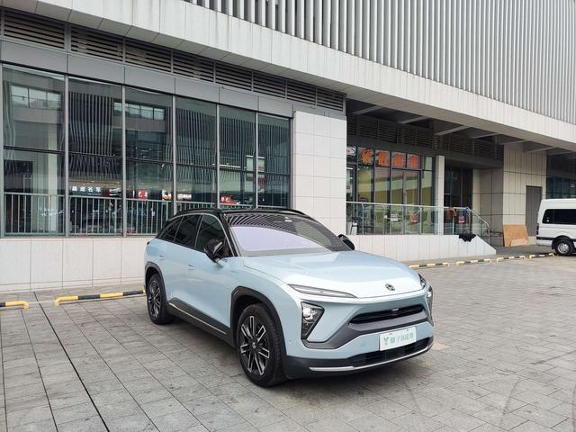 NIO ES6