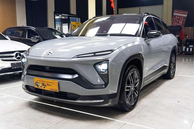 NIO ES6