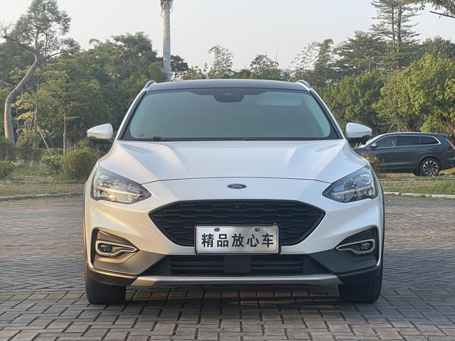 Ford Fox Active