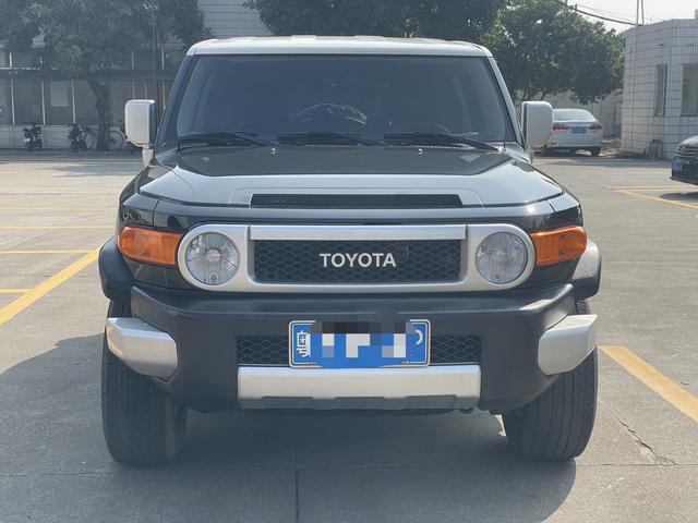 Toyota FJ Cruiser