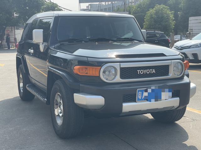 Toyota FJ Cruiser