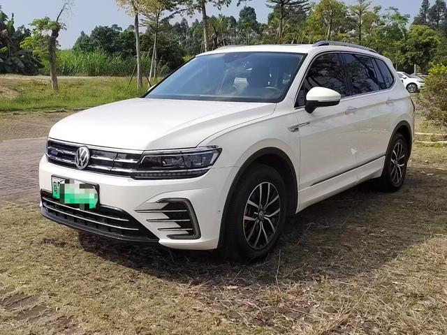 Volkswagen Tiguan L PHEV