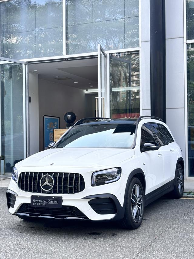 Mercedes-Benz GLB AMG