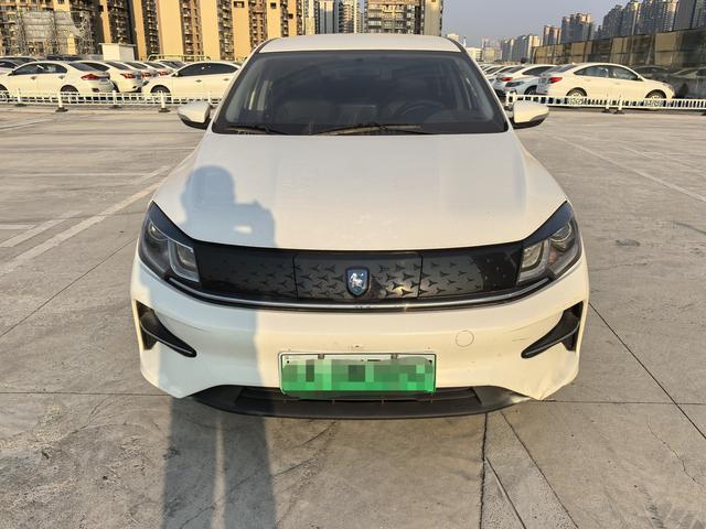 Forthing Fengxing S60 EV