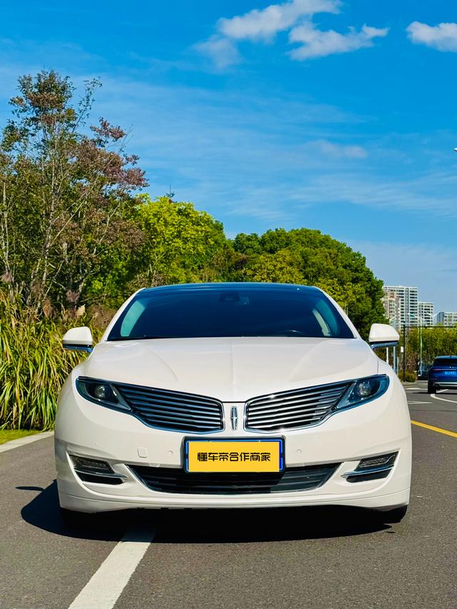 Lincoln MKZ