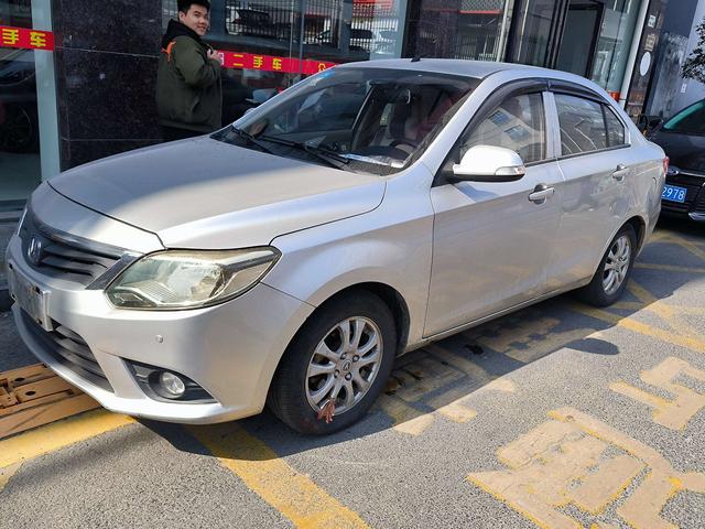 Changan Yuexiang V3