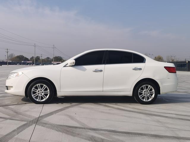 GAC Trumpchi GA5