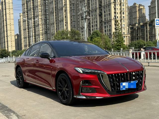 Hongqi H6