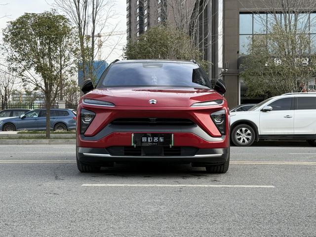 NIO ES6