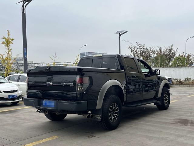 Ford F-150 Raptor