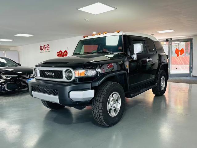 Toyota FJ Cruiser