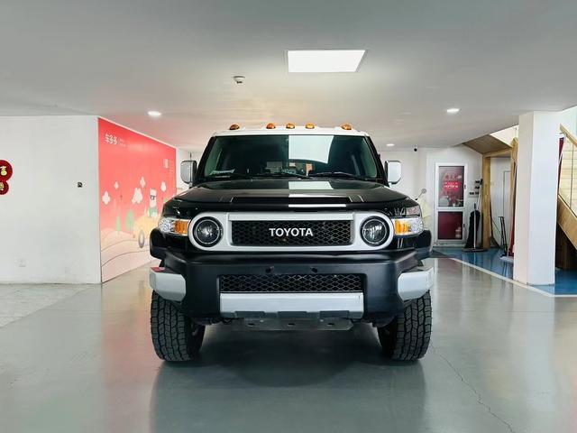 Toyota FJ Cruiser