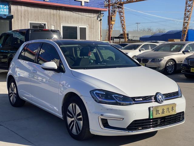 Volkswagen Golf·Pure Electric