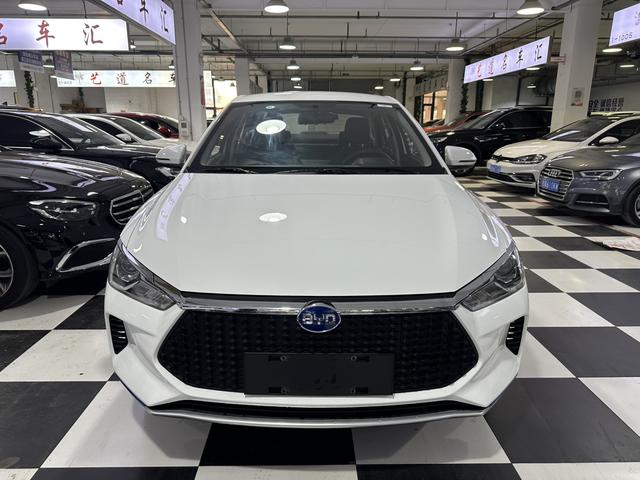 BYD e3