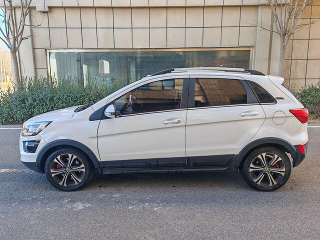 BAIC New Energy EX