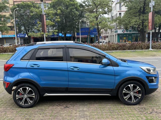 BAIC Shenbao X25