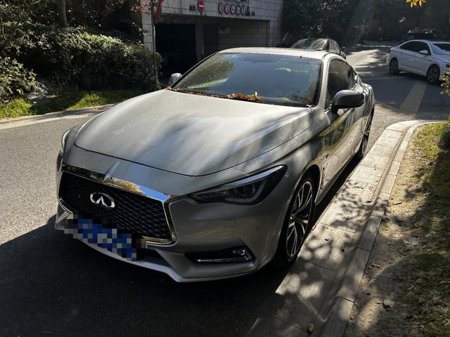 Infiniti Q60