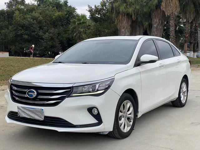 GAC Trumpchi GA4