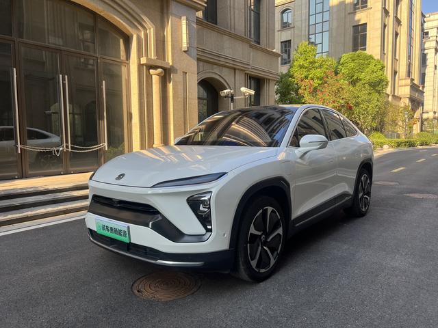 NIO EC6