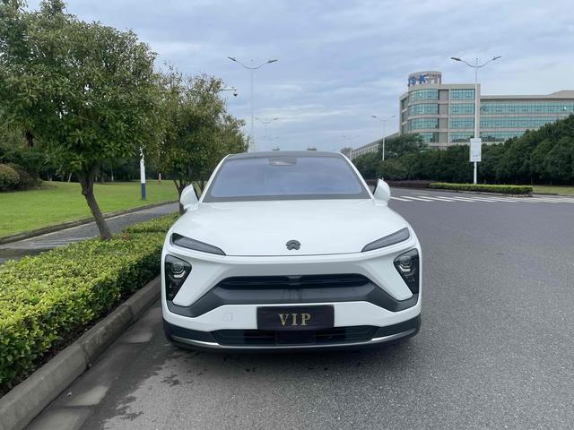 NIO EC6