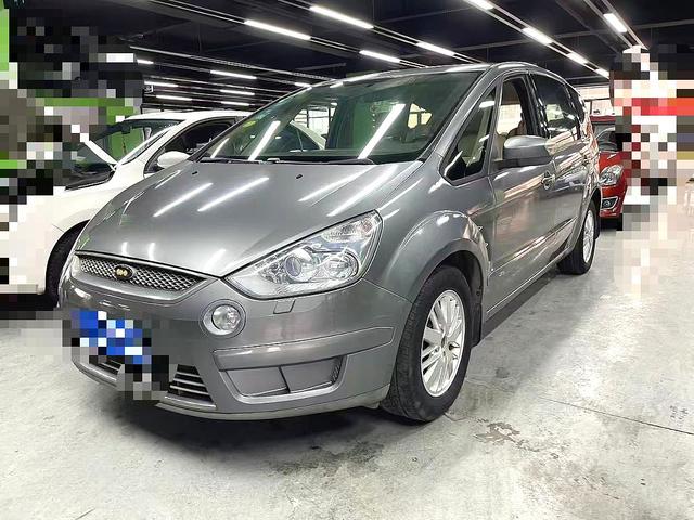 Ford Max