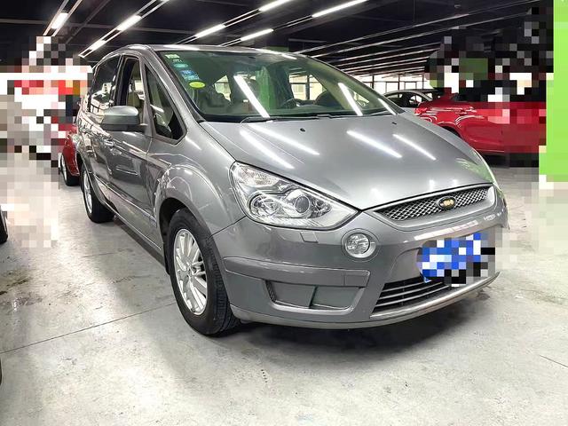 Ford Max