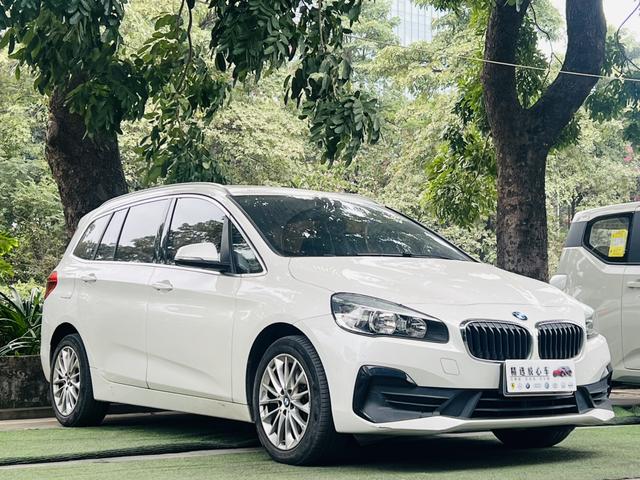 BMW 2 series multifunctional station wagon