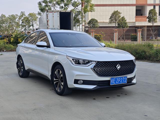 Baojun RC-6