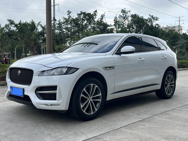 Jaguar F-PACE