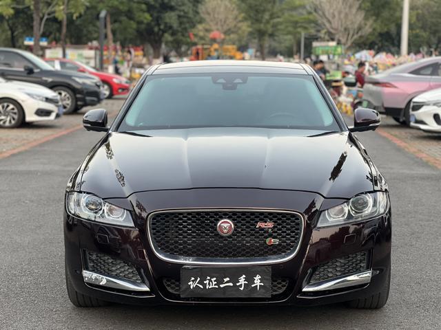 Jaguar XFL