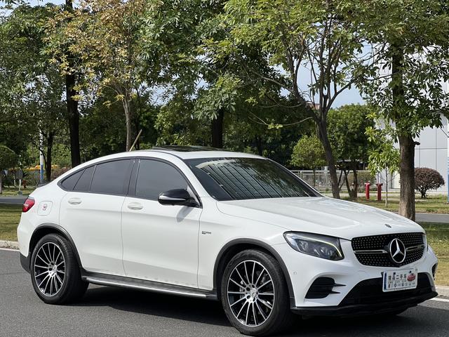 Mercedes-Benz GLC Coupe AMG