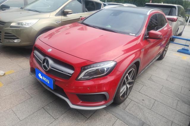 Mercedes-Benz GLA AMG