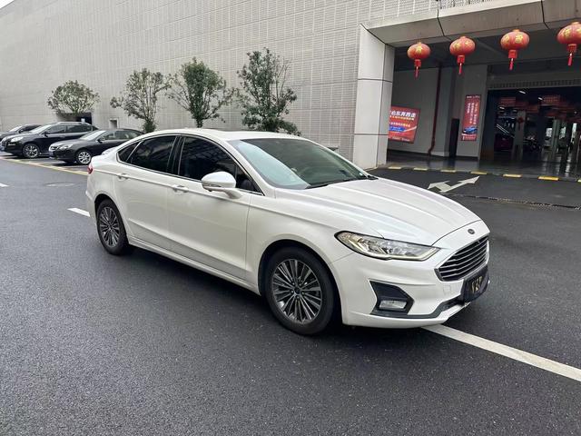 Ford Mondeo PHEV