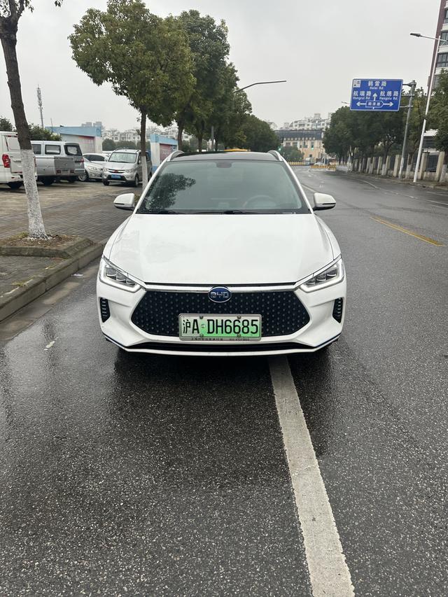 BYD e3