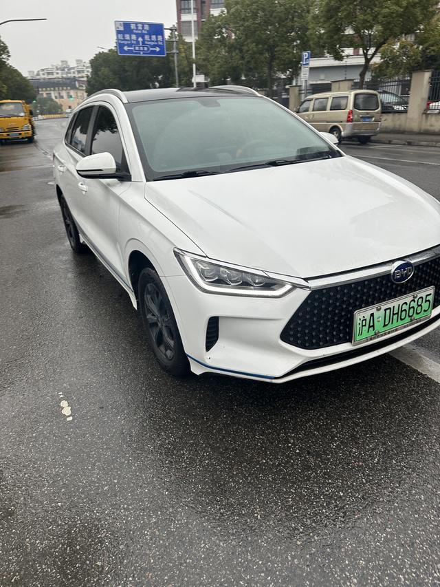 BYD e3