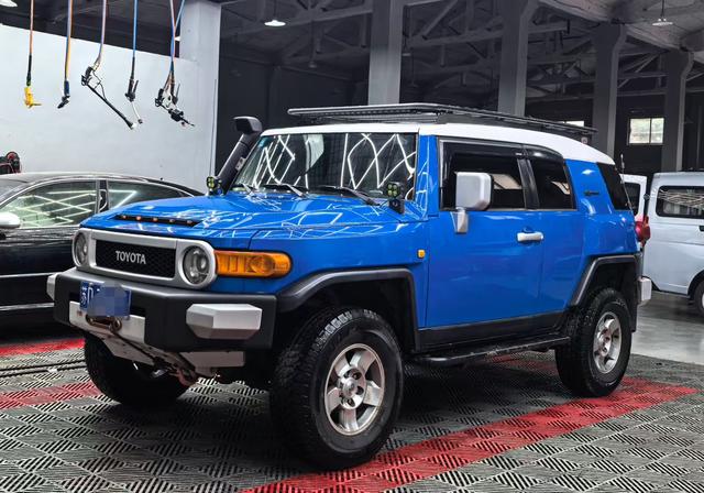 Toyota FJ Cruiser