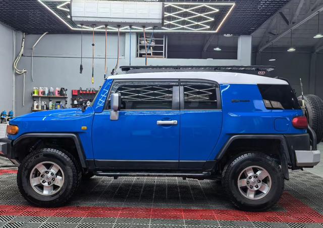 Toyota FJ Cruiser