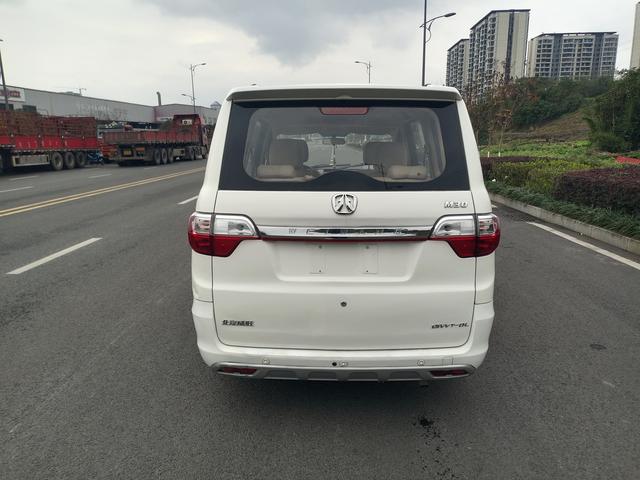 BAIC Weiwang M30